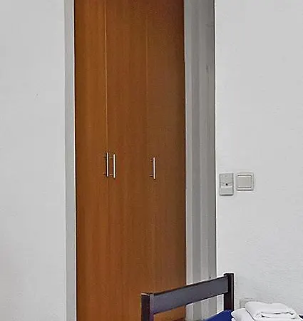Triple Uvala Pokrivenik 2069j Guest house 3*